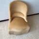 Fauteuil crapaud en velours jaune