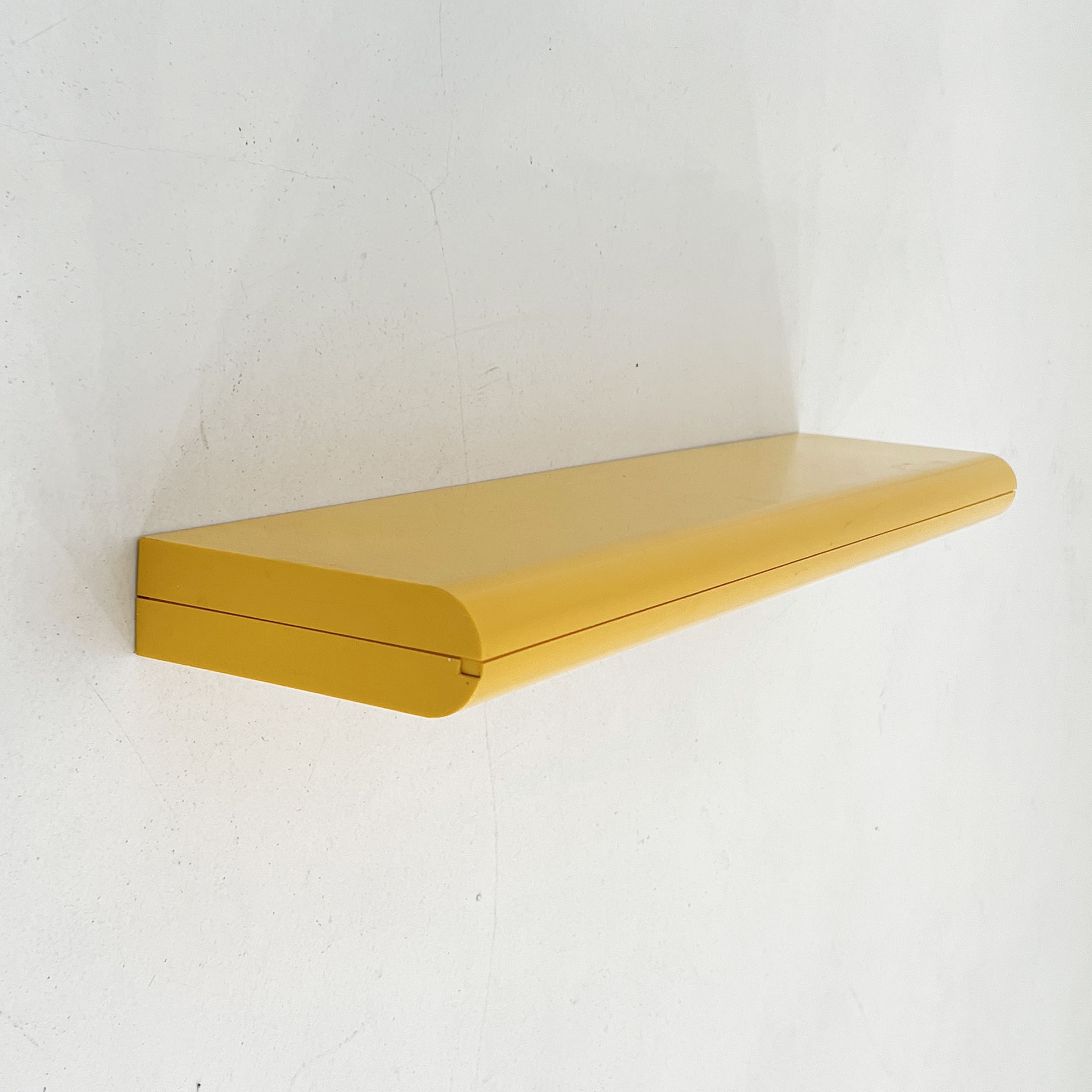 Pair of yellow wall shelves by Gedy, 1970s