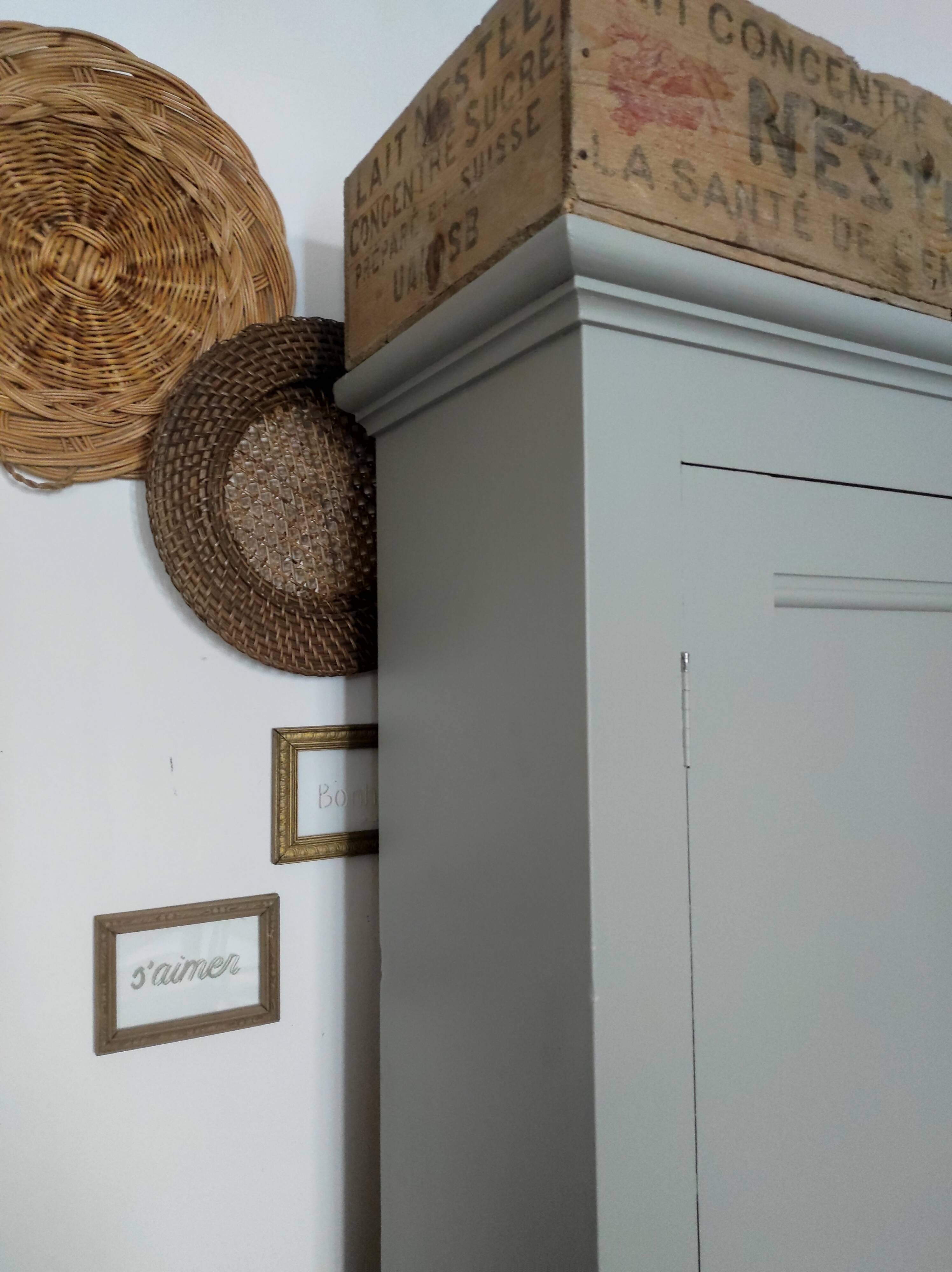 Armoire lingère
