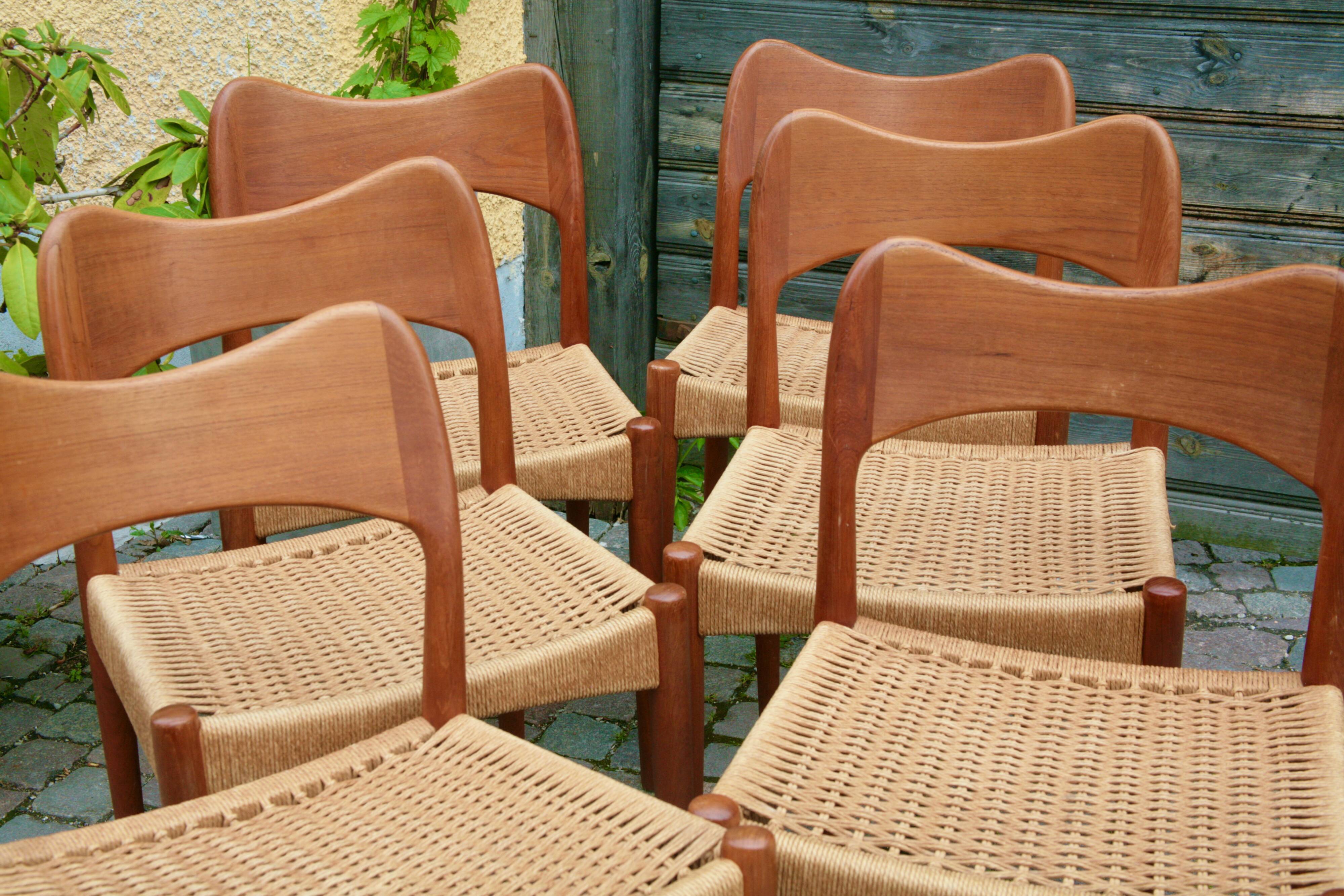 Set of 6 tek dining chairs by Arne Hovmand Olsen for Mogens Kold