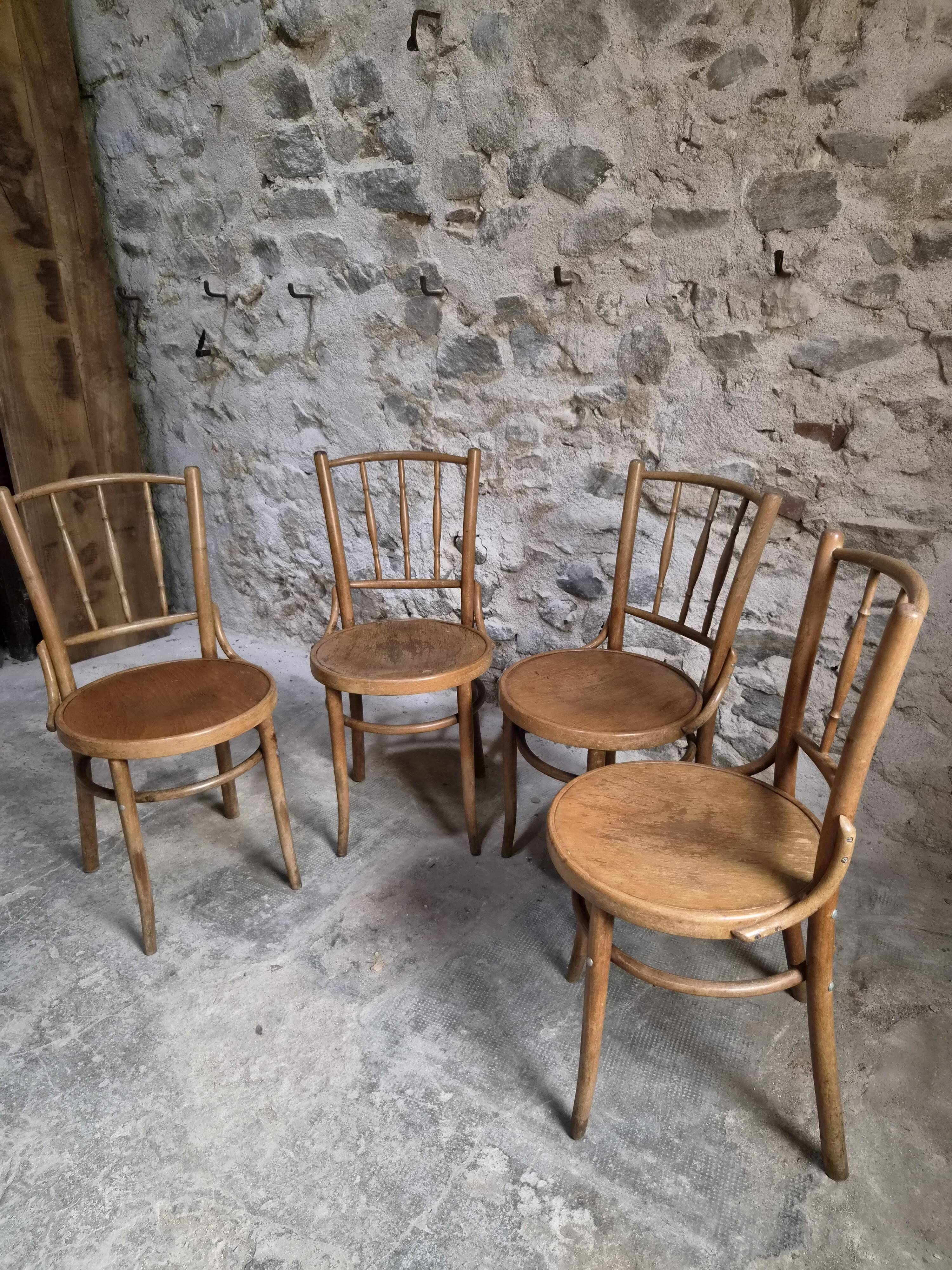 Set of 4 Fischel bentwood bistro chairs, Czechoslovakia, circa 1930–1950.