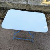 Folding garden table
