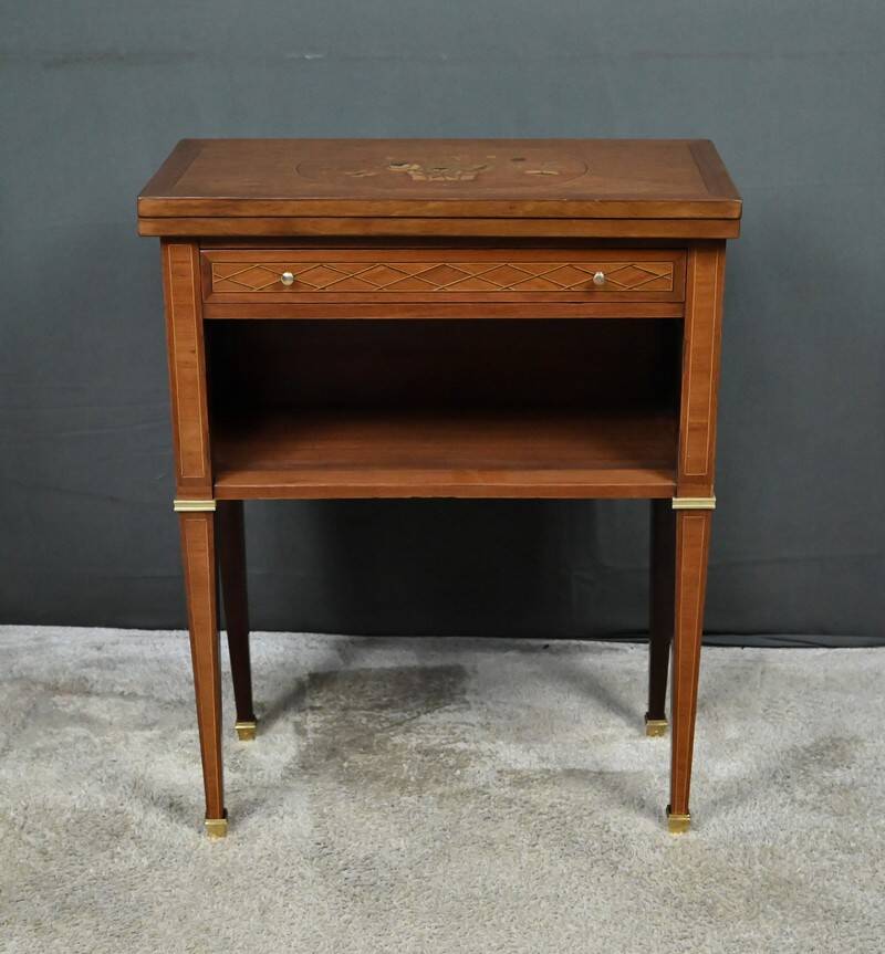 Small game table in marquetry, Louis XVI style – early 20th century