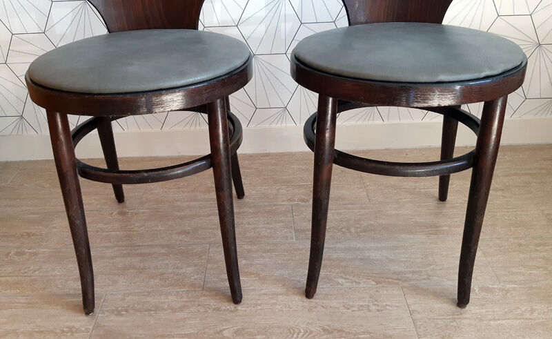Pair of vintage Baumann chairs model "Mouette".