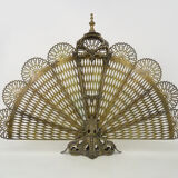 Old chimney fire barrier in fan. Gilded bronze. XIXth