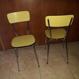 Paire de chaises en formica jaune  vintage