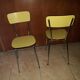 Paire de chaises en formica jaune  vintage