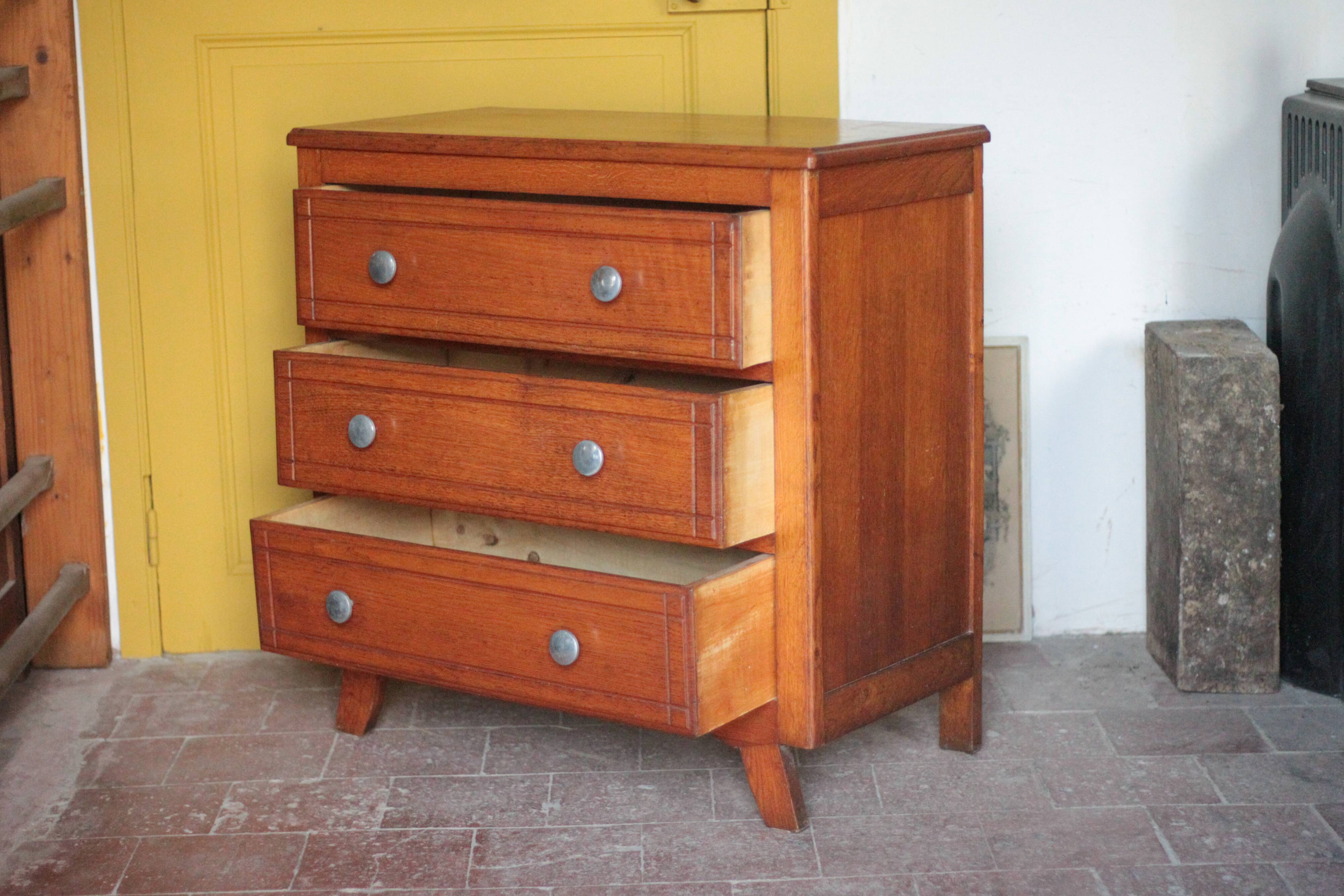 Wooden chest of drawers with 3 drawers, storage furniture, antique furniture, Art Deco.