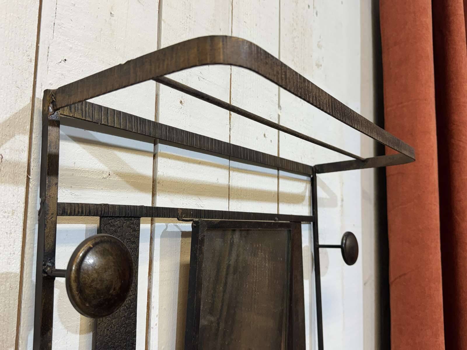 Porte manteaux de style art déco en fer des années 1960