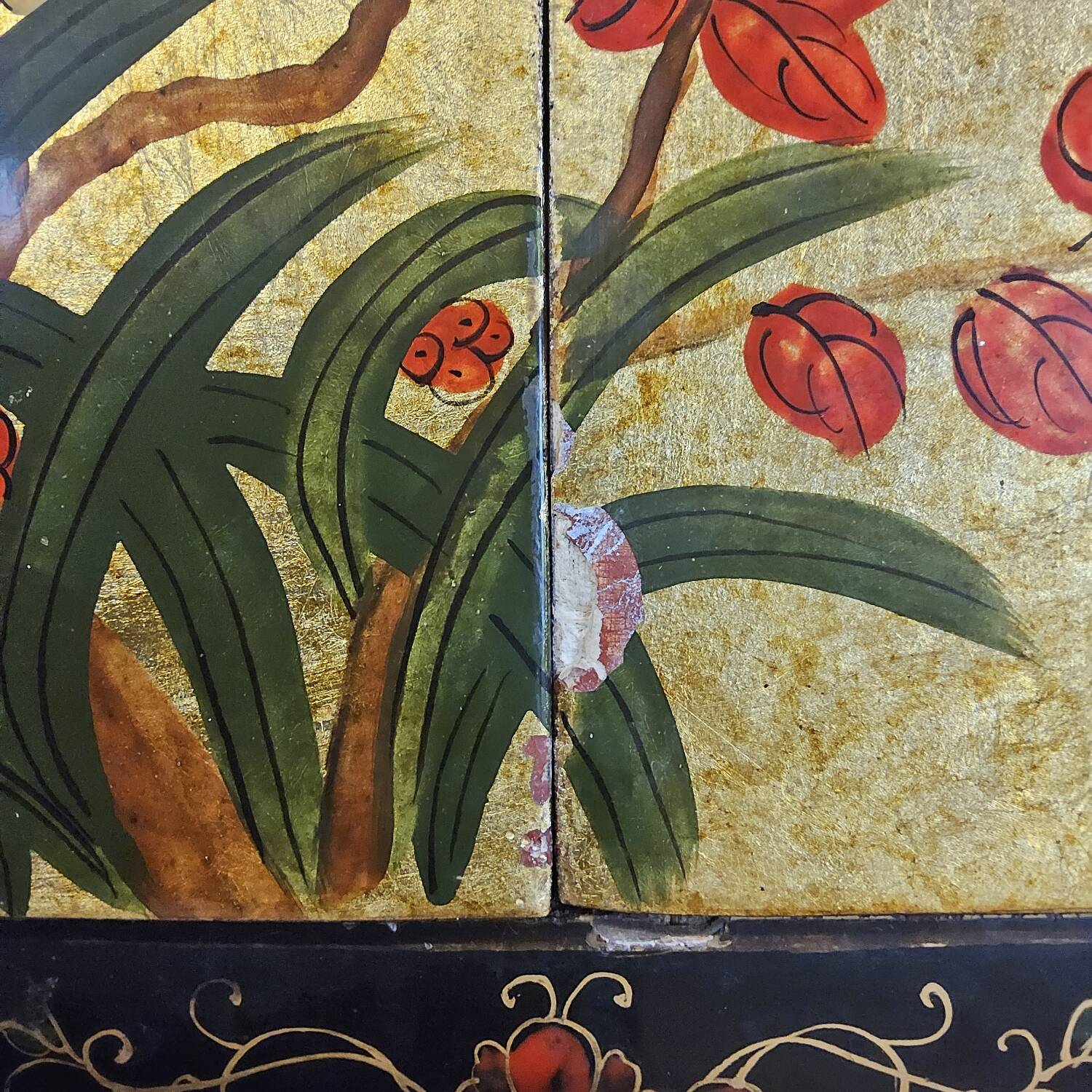 Vintage Chinese cabinet gold leaf / flowers and birds / bohemian