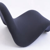 Tongue chair by Pierre Paulin