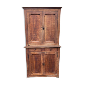 Buffet two parisian bodies