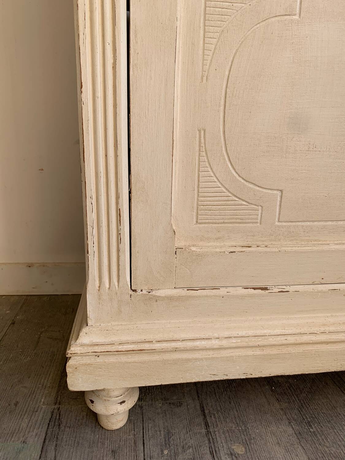 Parisian glass cabinet