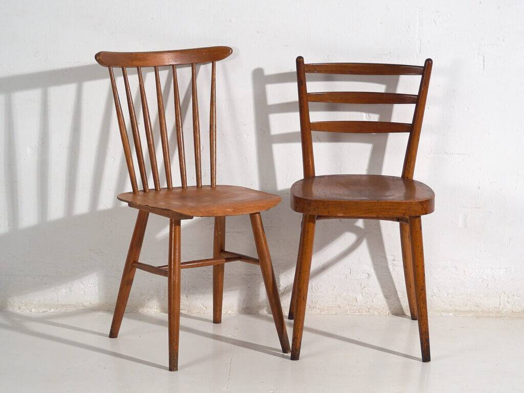 Vintage dining chairs Thonet / TON (c.1920-1950). Set of 8 pieces.