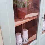 Old showcase