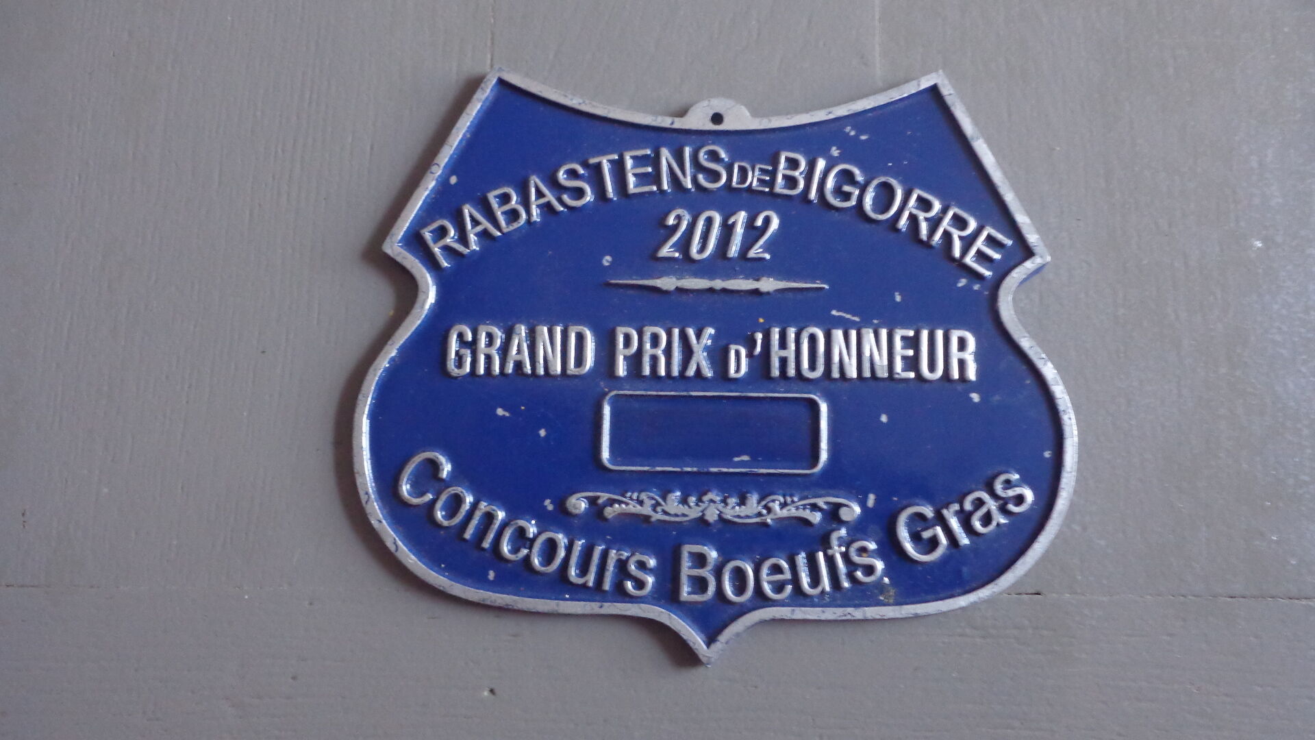 Agricultural competition plate