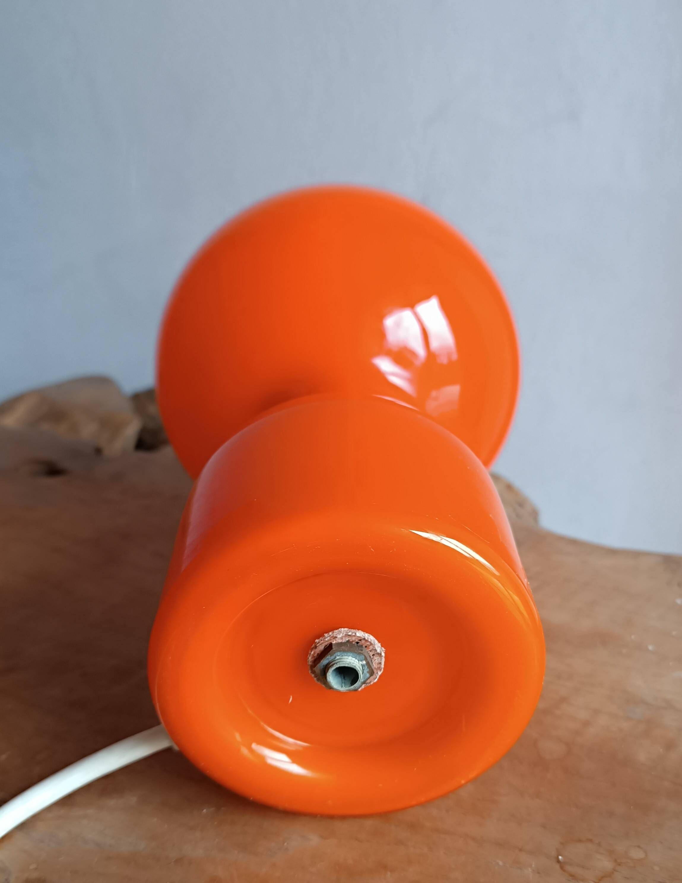 Lampe champignon Space Age en verre opalin orange 1970