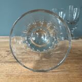 Série de 6 verres à pied anciens dépareillés
