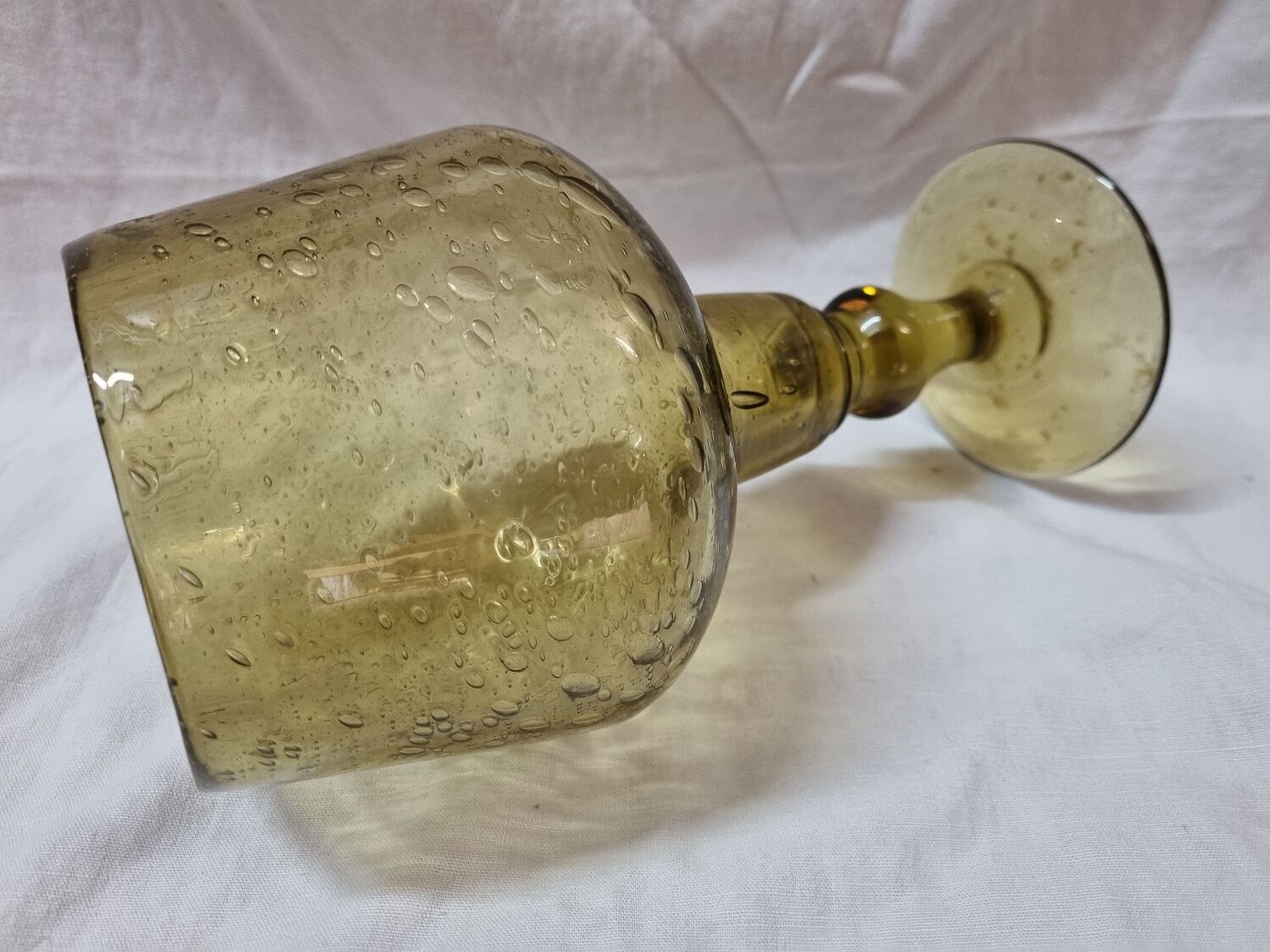 Decorative blown glass from 1970 (Blot)