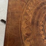 Octagonal pedestal table in marquetry, Italy, 19th century