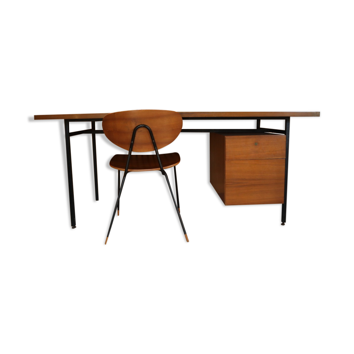 Scandinavian desk and chair