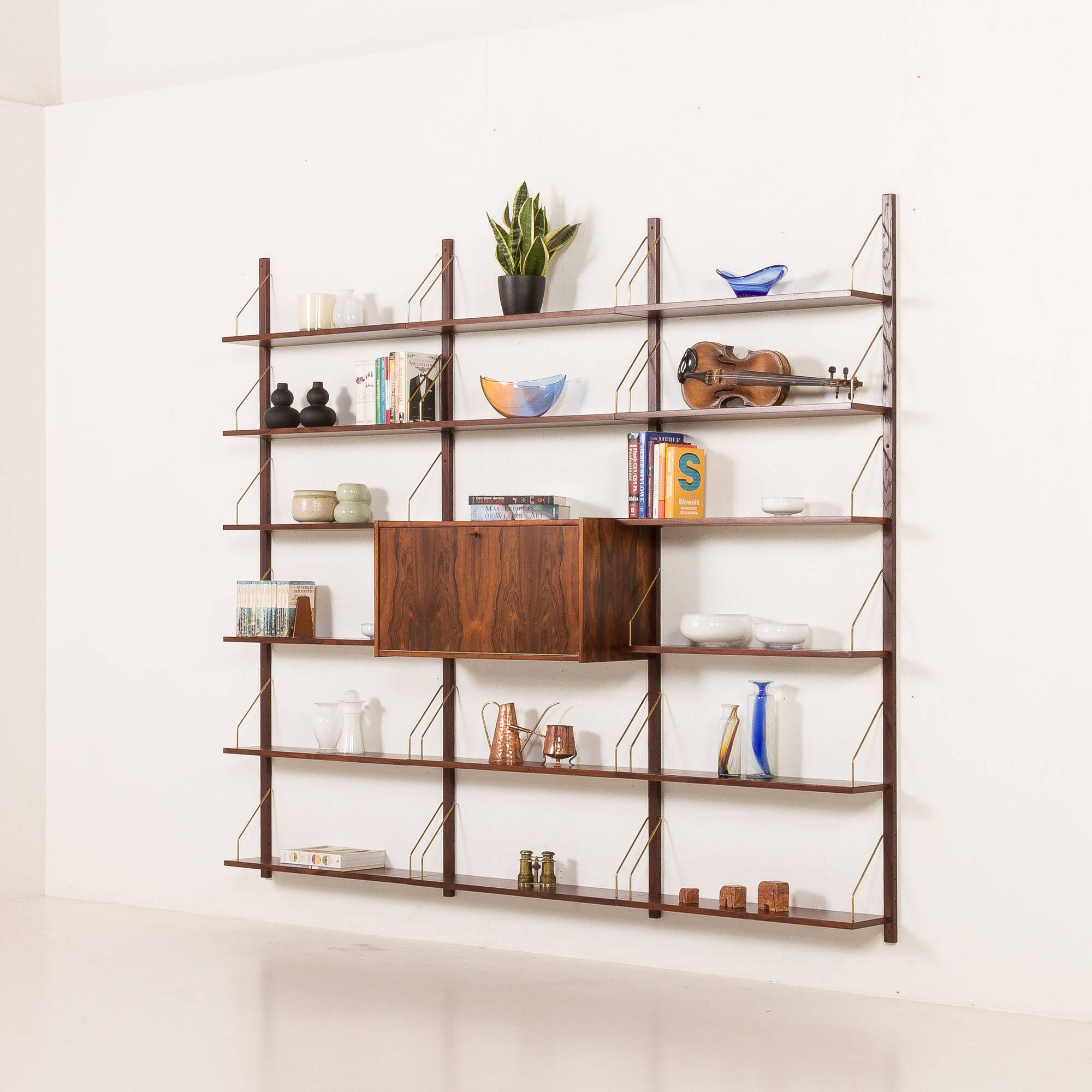 Scandinavian mid-century rosewood shelving unit attributed to Preben Sorensen, 1960s
