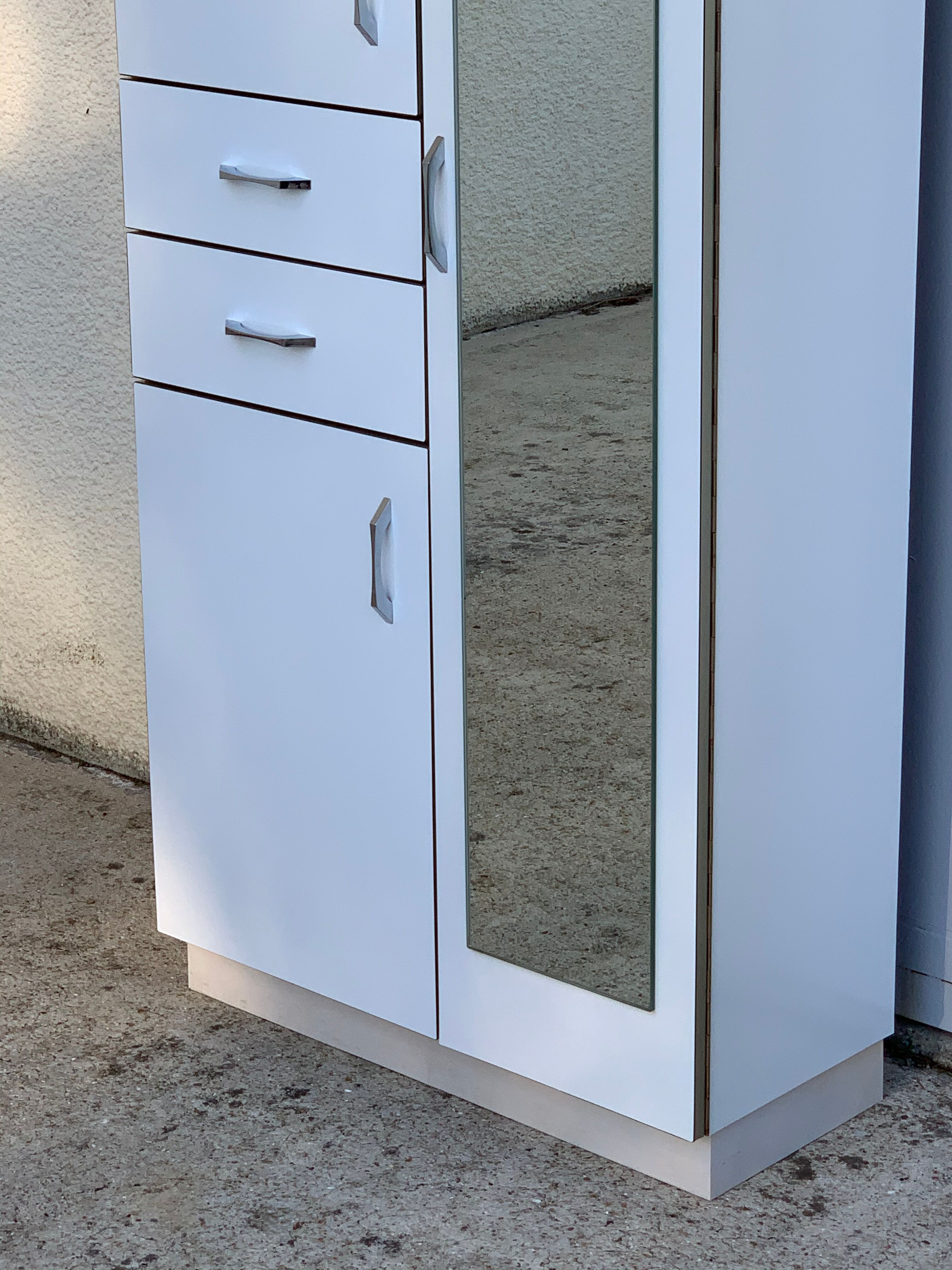 Formica sanijura 1960 wardrobe