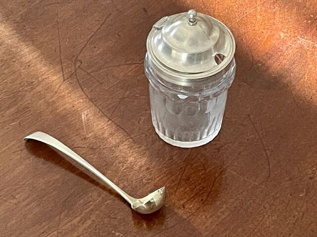 Solid silver and crystal mustard, early nineteenth century.