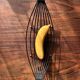 Corbeille à fruits en fil d'acier noire minimaliste années 50