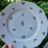 Set of flat plates golden flowers