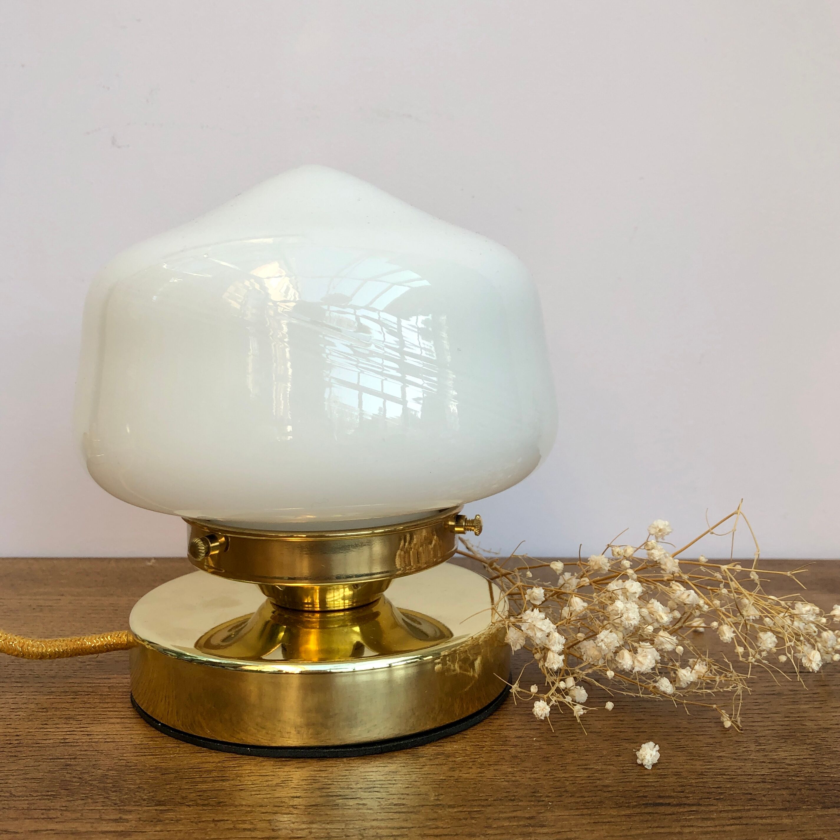 Vintage globe-laying lamp in white opaline