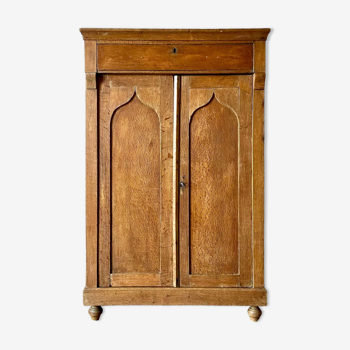 Armoire fin 19e en chêne massif