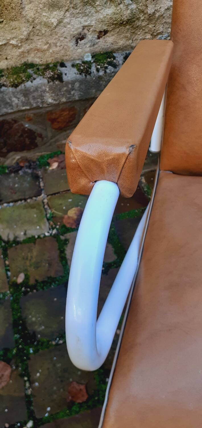 60s armchair with tubular legs, Ronéo style