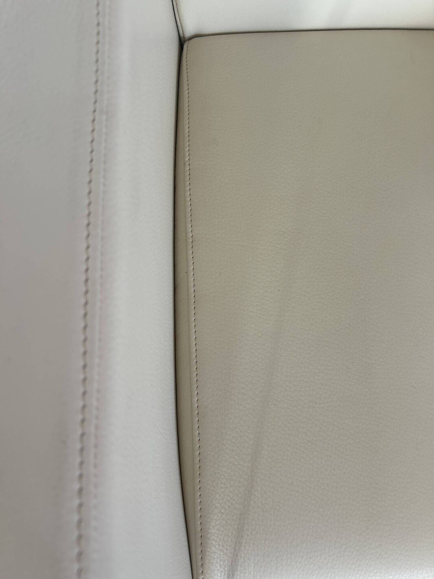 High-end burov ivory leather armchair - as new (never used)