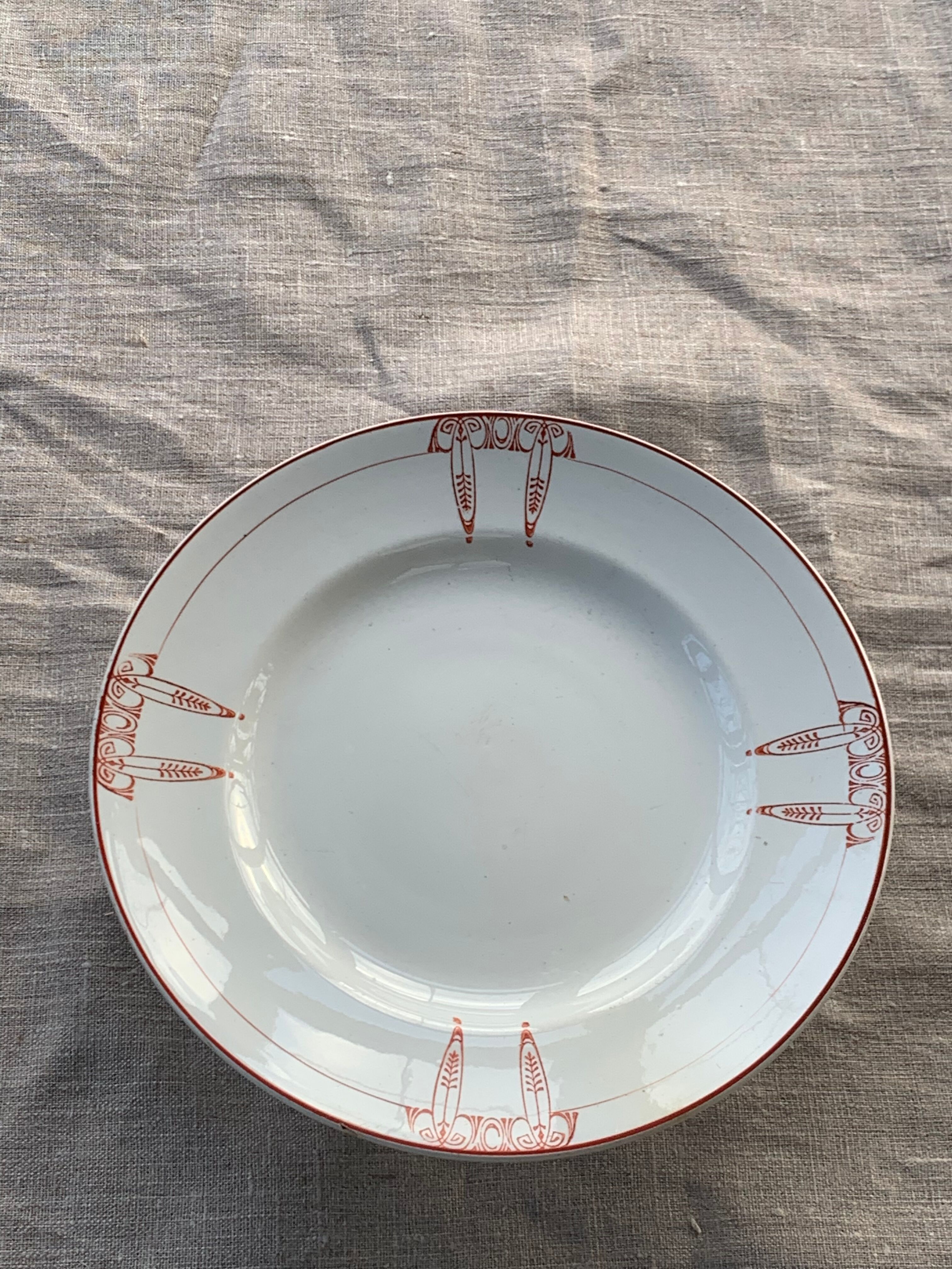 Compotier fruit cup in white art deco porcelain