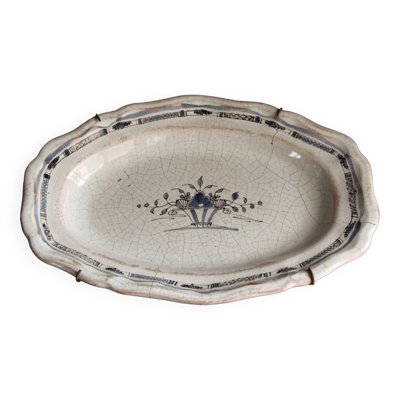 Plat en faîence de Rouen ''cul noir