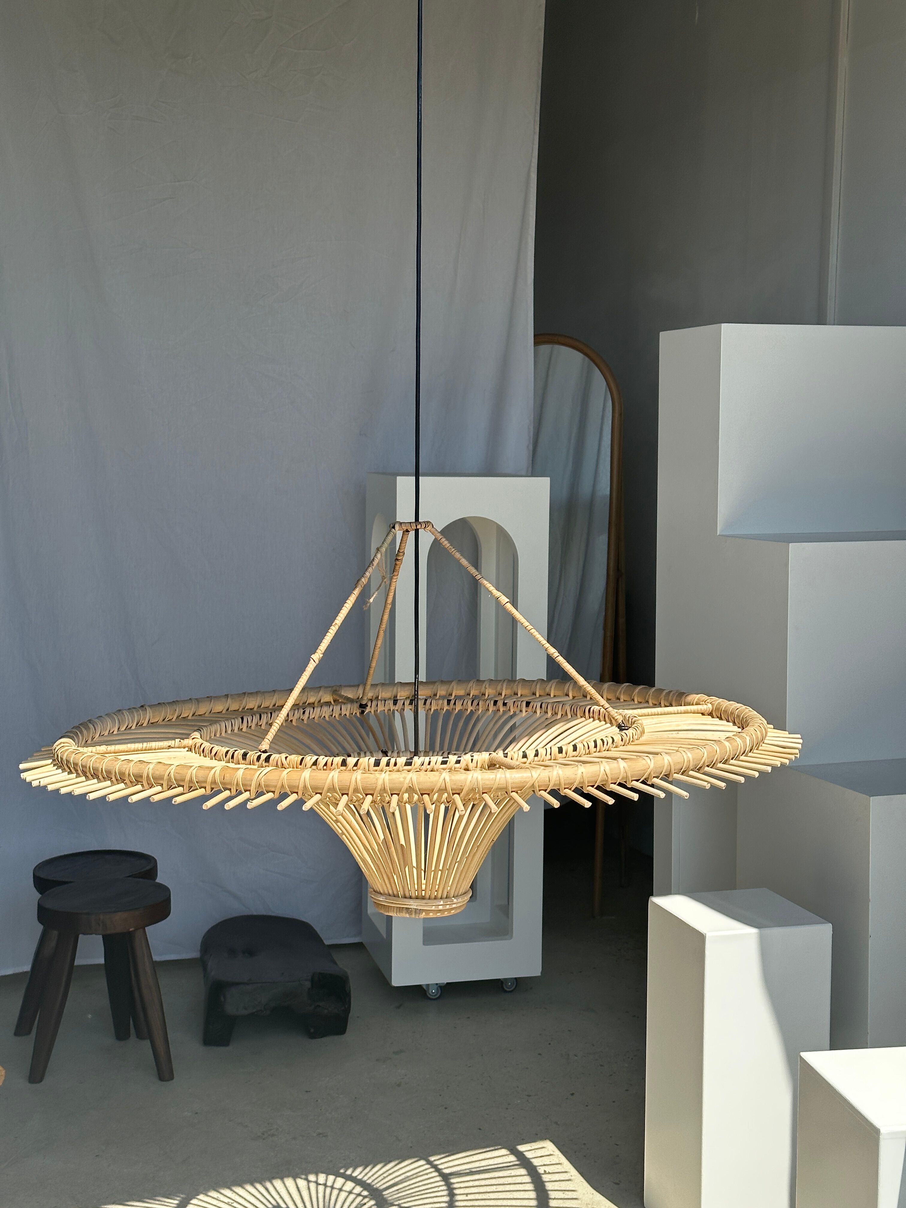 Suspension rattan saucer iron frame D:120 H:60