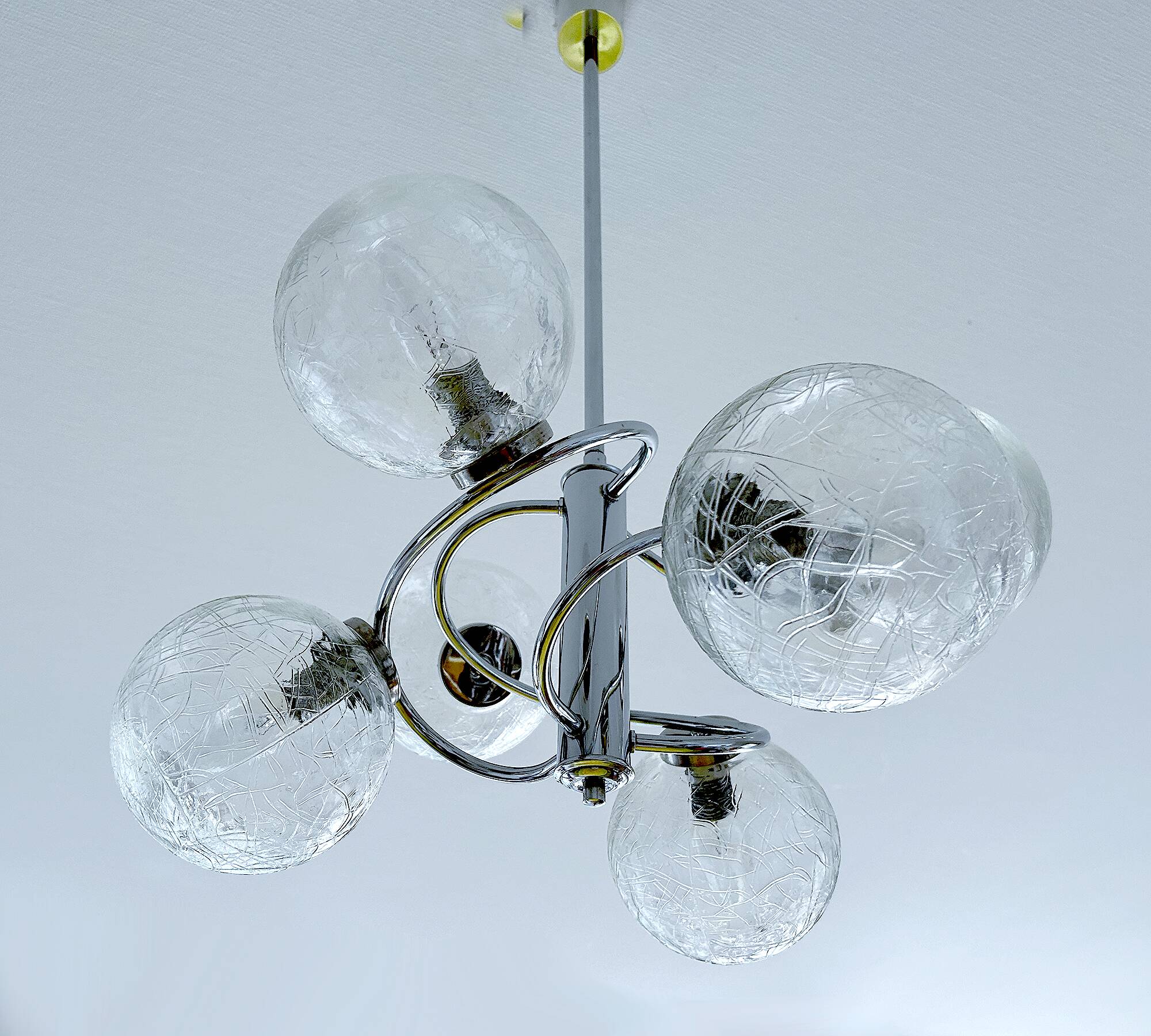 Vintage 70 Chrome Glass Suspension