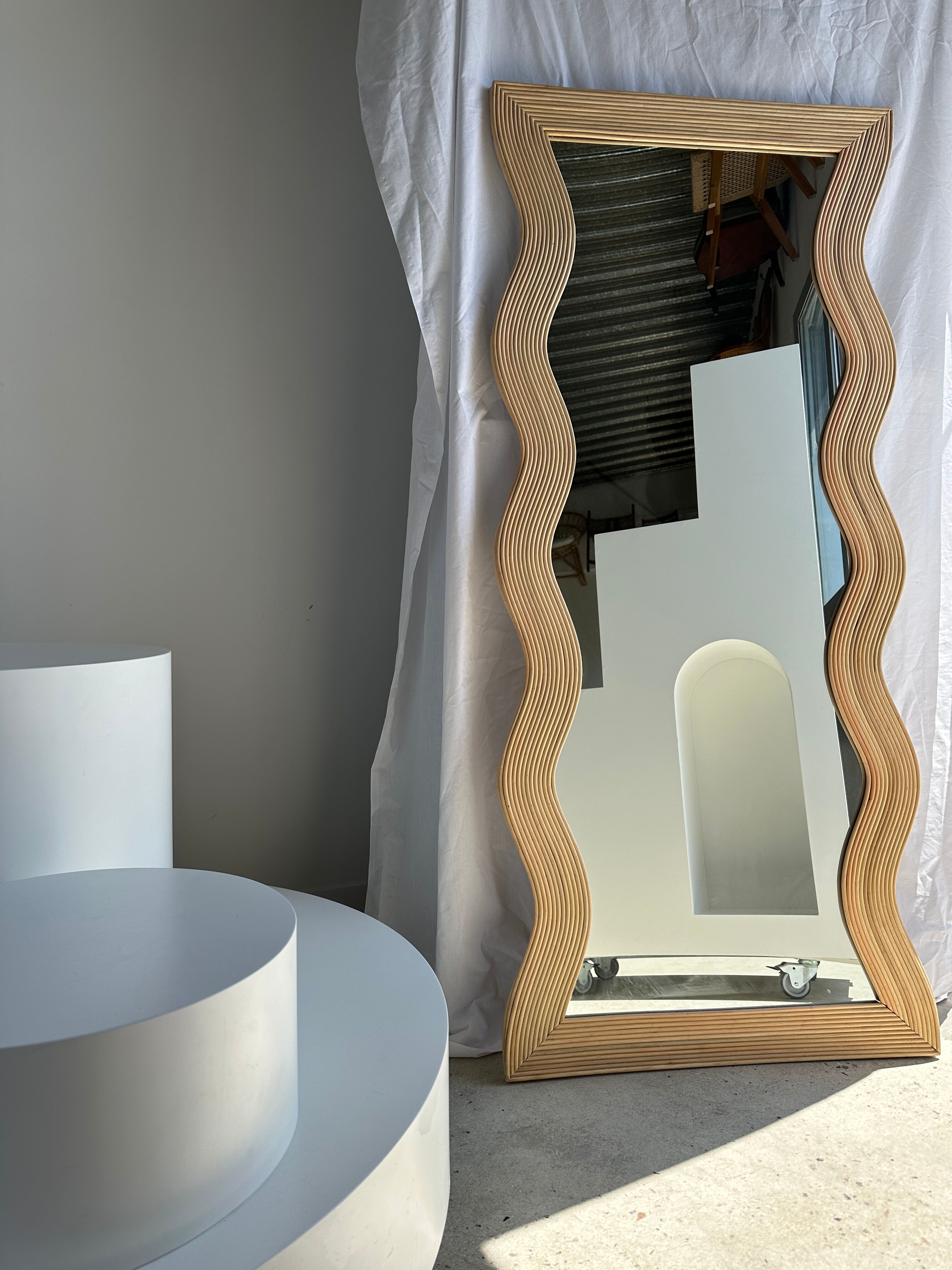 Zigzag rattan foot mirror H:182cm