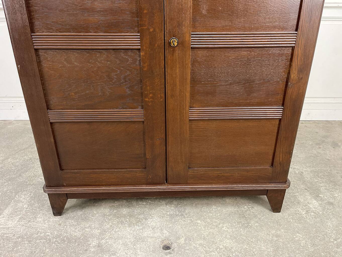 Small 1950s oak wardrobe