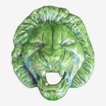Mascaron tête de lion de St Jean De Fos