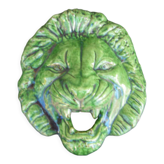 Mascaron tête de lion de St Jean De Fos