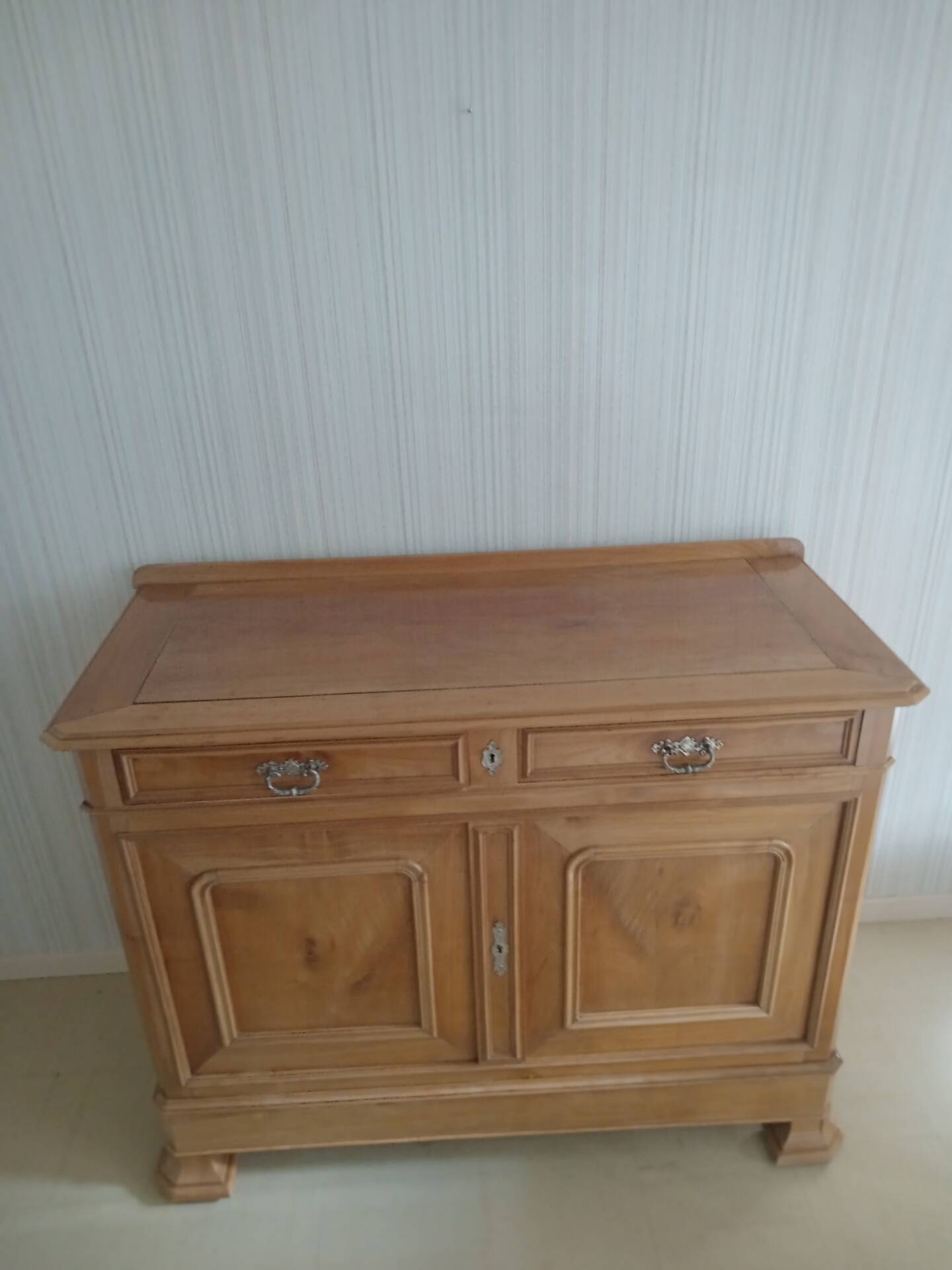 Buffet en merisier