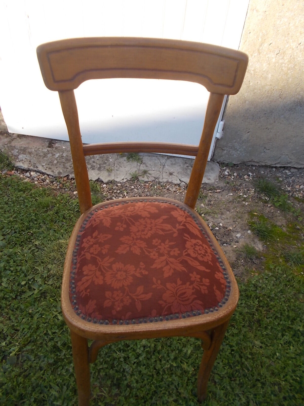 Bistro chair
