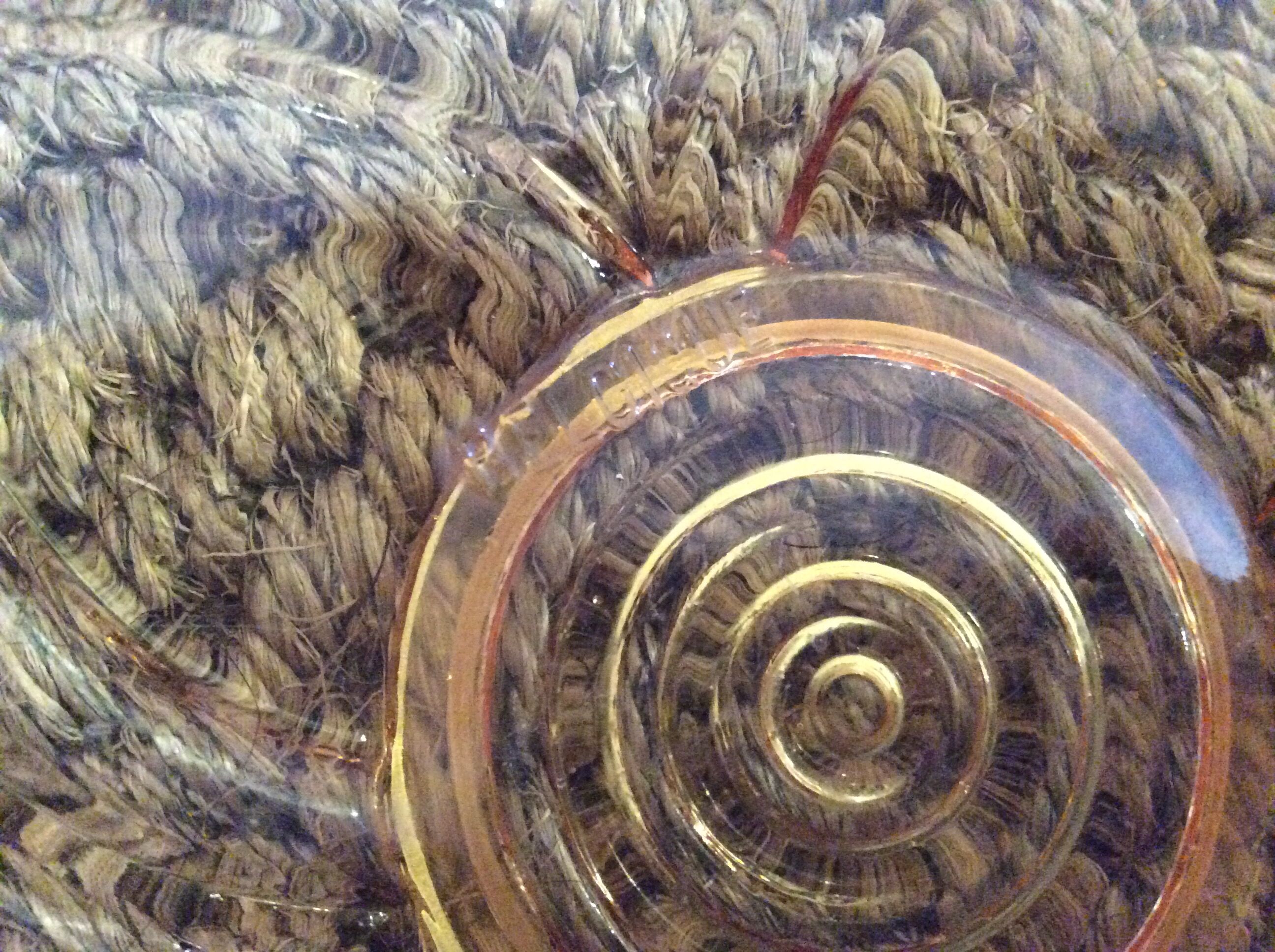 Series of 10 amber plates