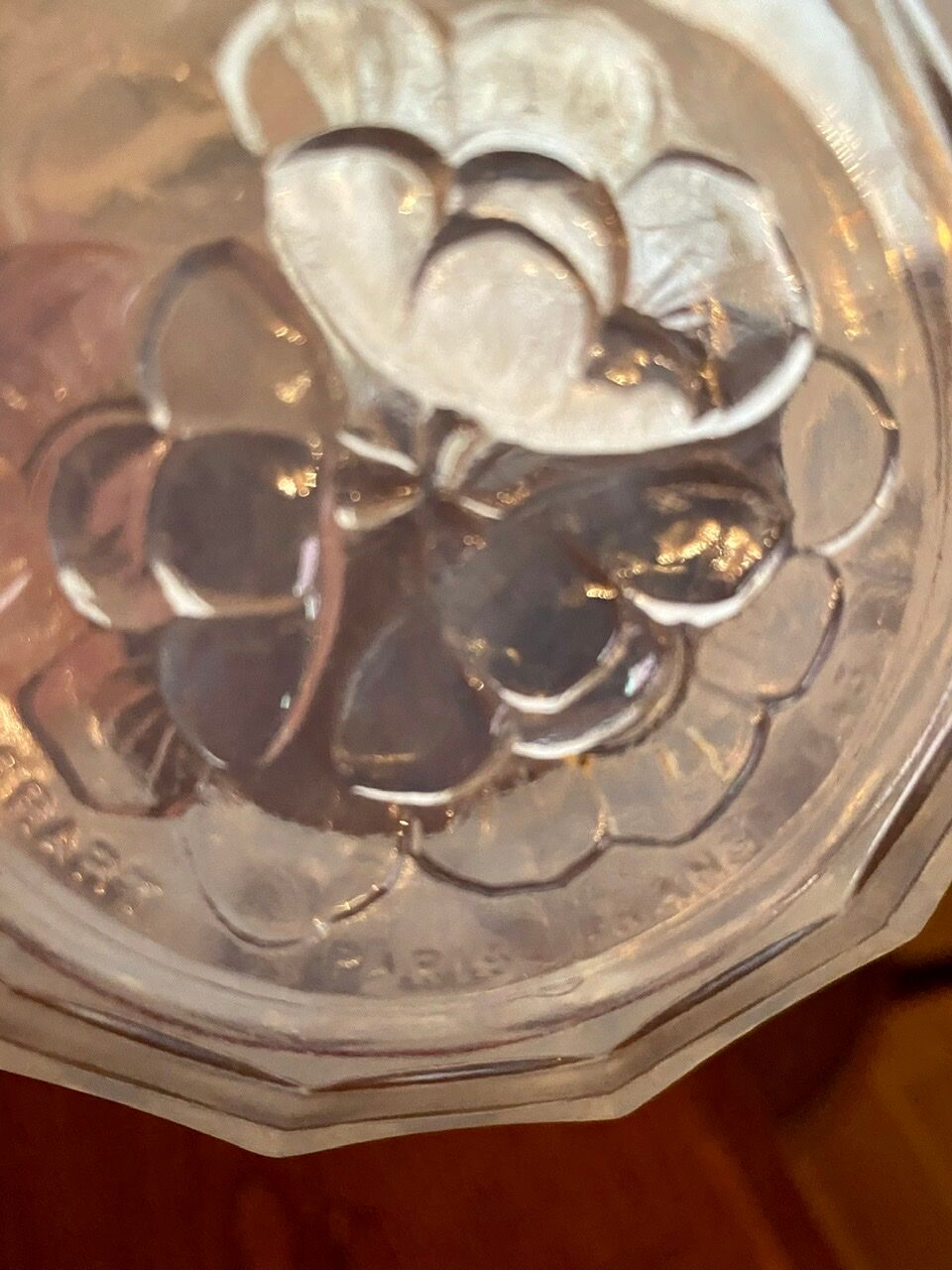 Opalescent glass cup by Verart Paris Numbered 543