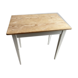 White patinated wooden table