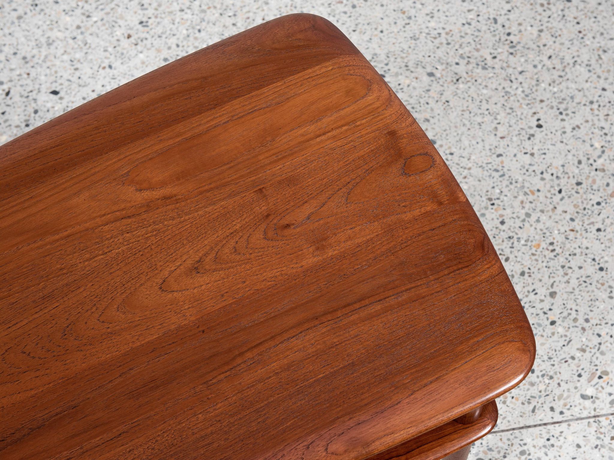Table d'Appoint Danoise Mid-Century en Teck par Peter Hvidt & Orla Mølgaard-Nielsen