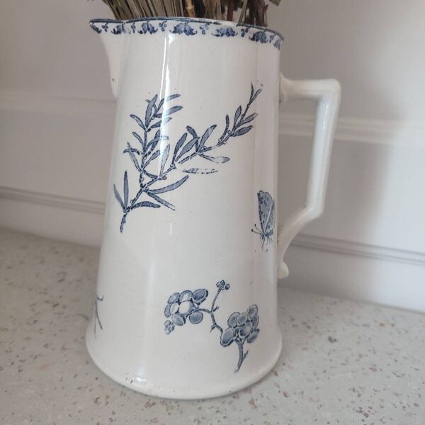 Pot à lait ancien Digoin Sarreguemine modèle Carmen terre de fer