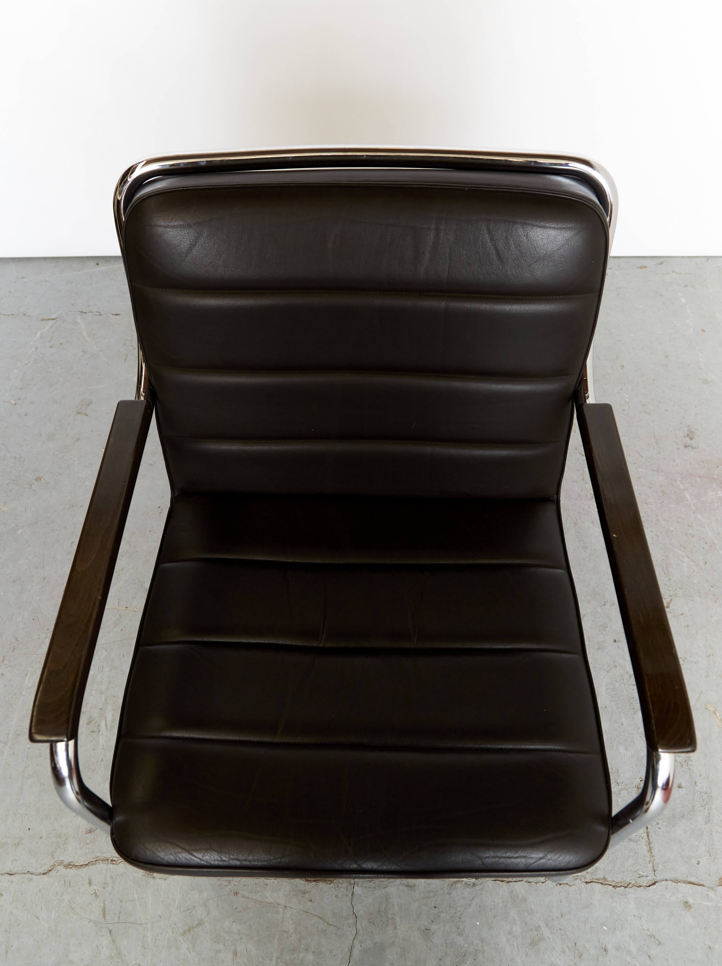 Pair Rudolf Glatzel Cantilever S46 F for Thonet